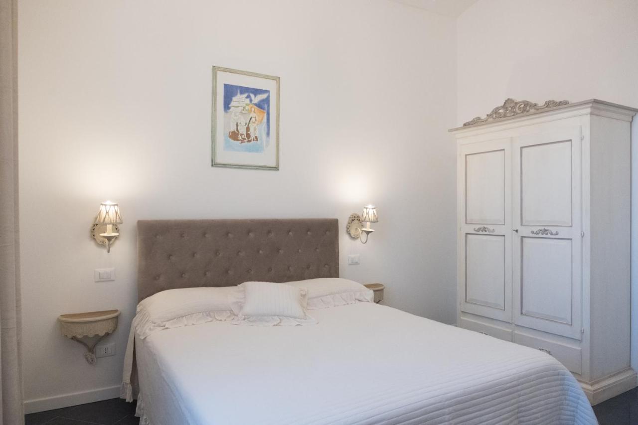Artemisia Lägenhet Viareggio Exteriör bild